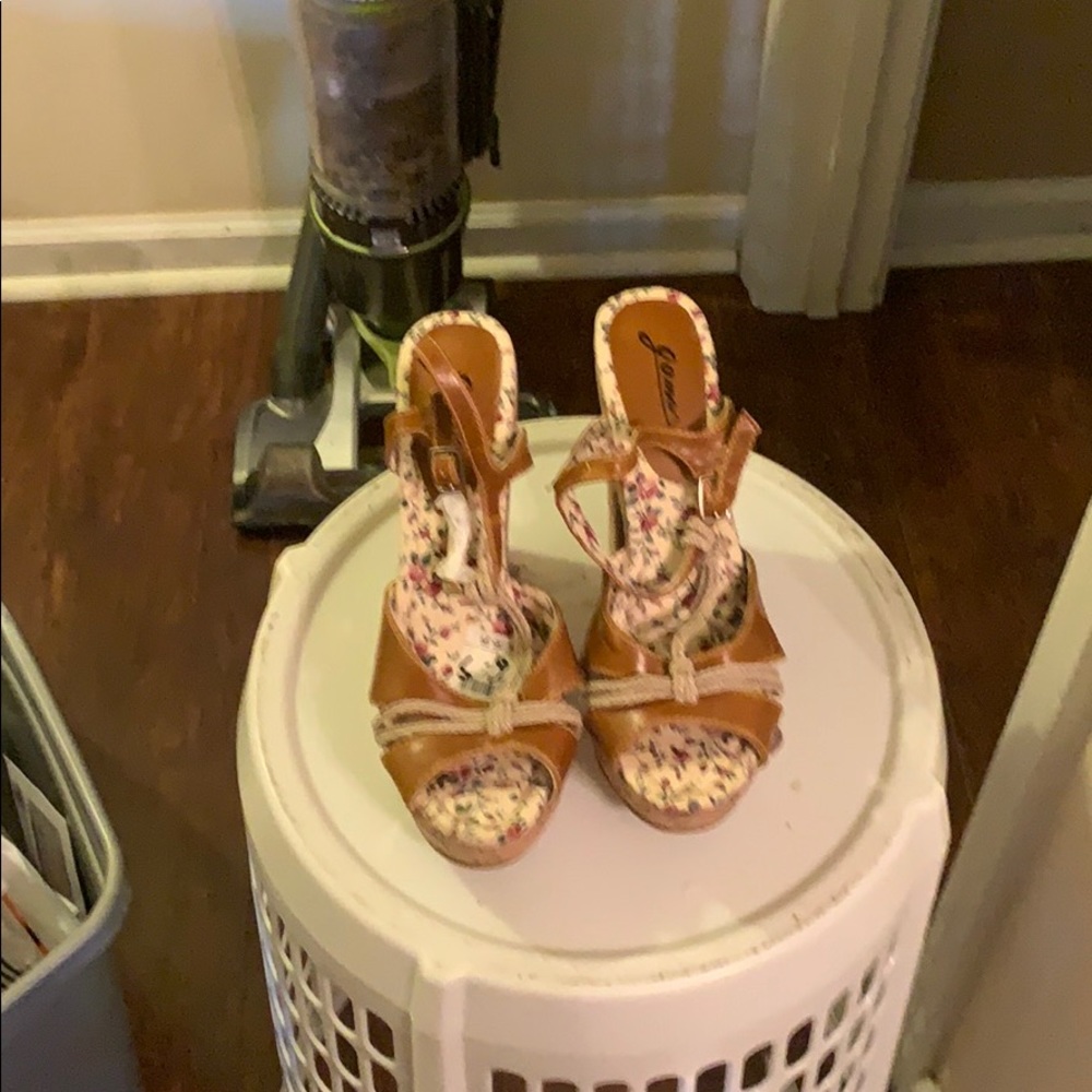 Shoes